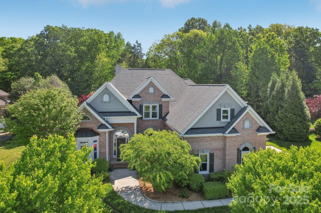 820 Hampshire Hill Road 106