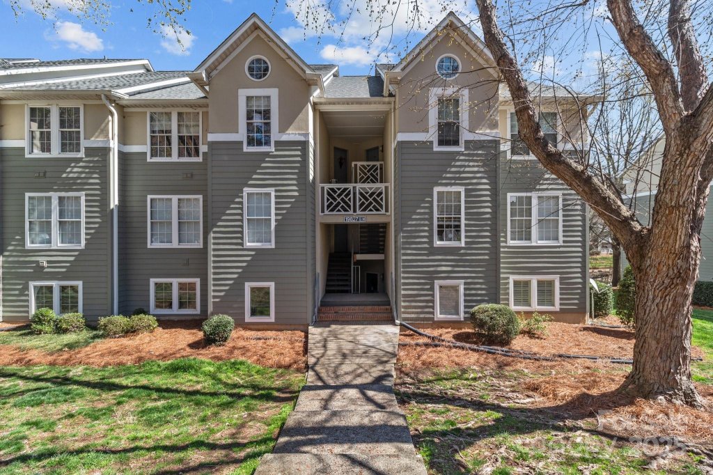 19827 Henderson Road #L