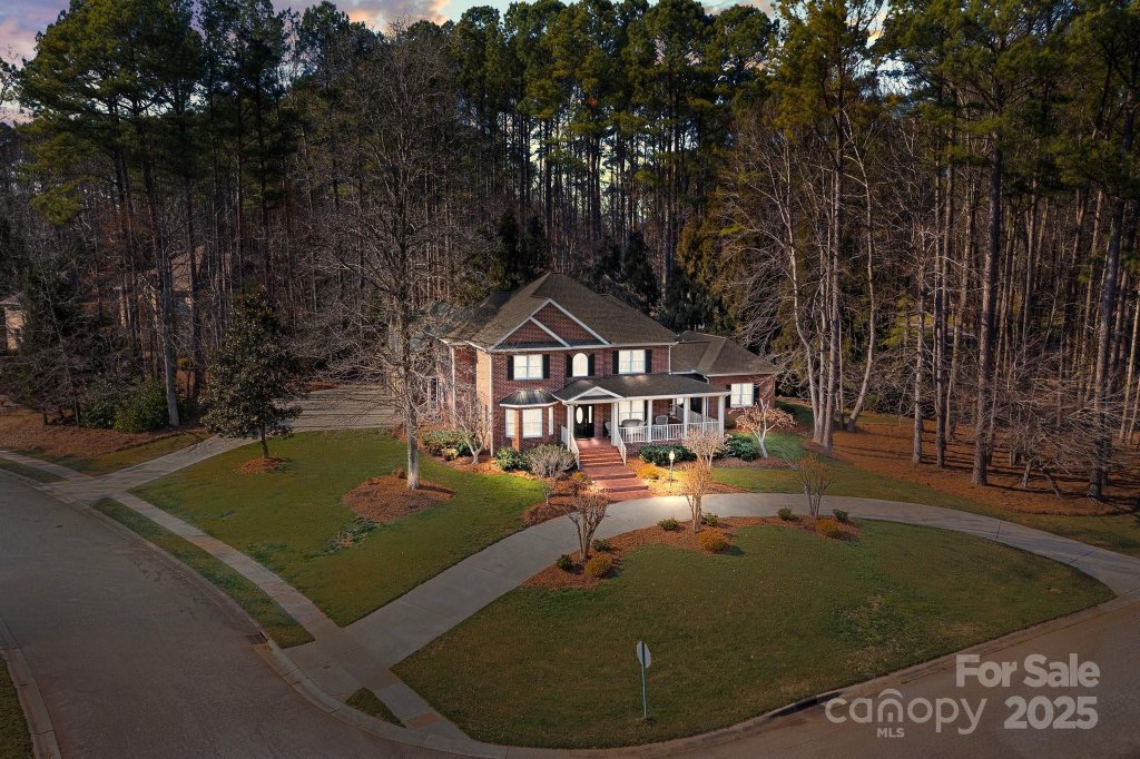 102 Wyndham Way