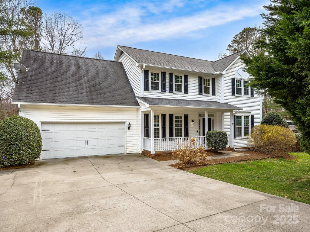 213 Windsor Forest Circle