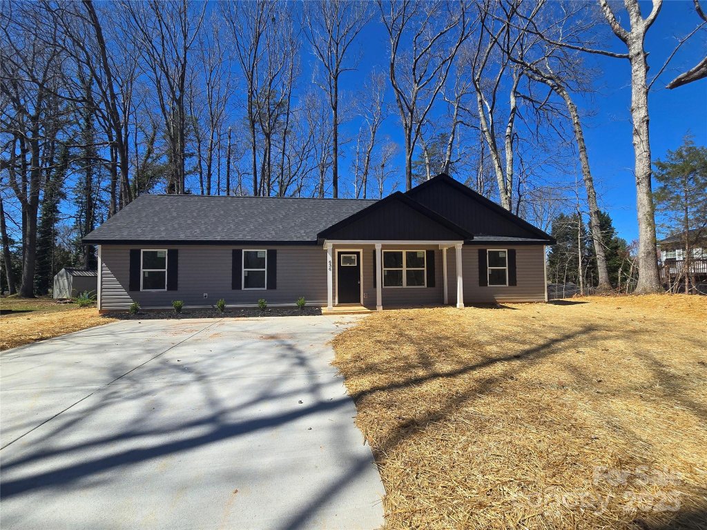 636 Bee Tree Road