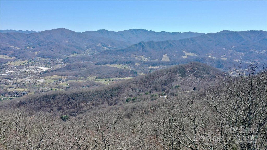 Eagles Nest Mountain, Waynesville community