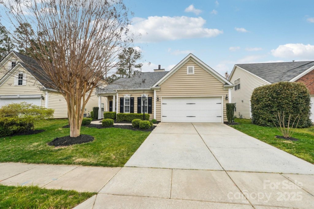 6423 Falls Lake Drive