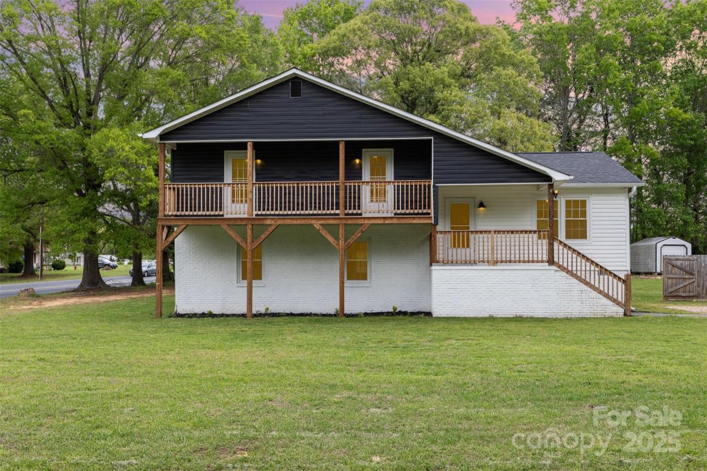 5316 Teakwood Drive
