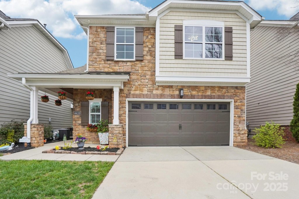 4433 Forest Gate Lane