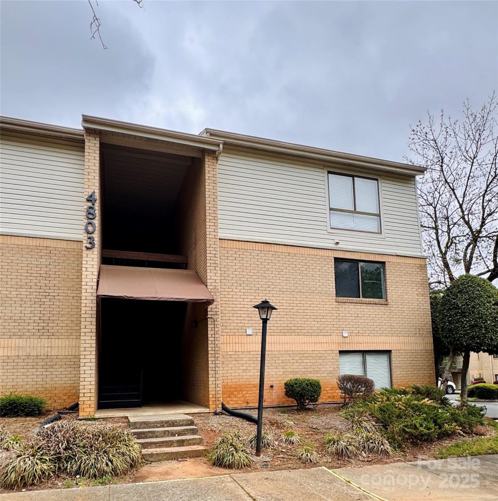 4803 Spring Lake Drive