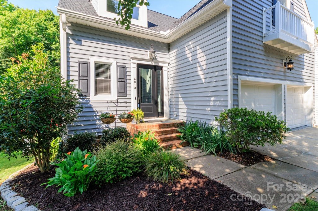 6013 Coaching Inn Court