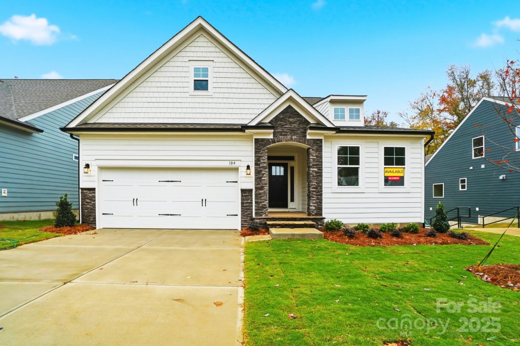 104 S Inneswood Lane