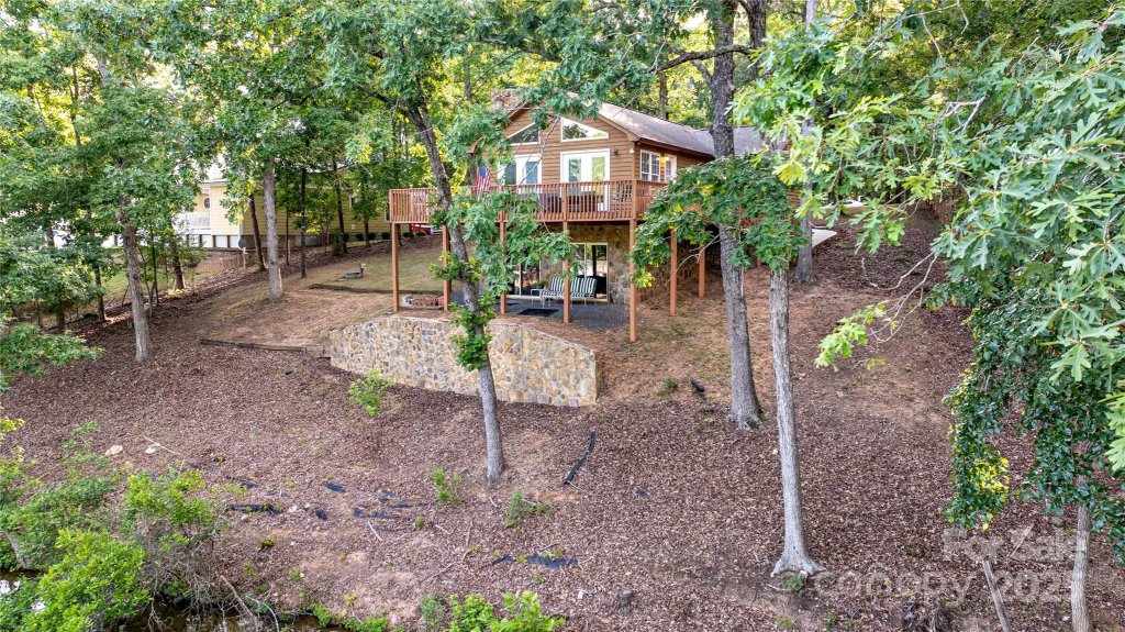 119 Harbor Lane