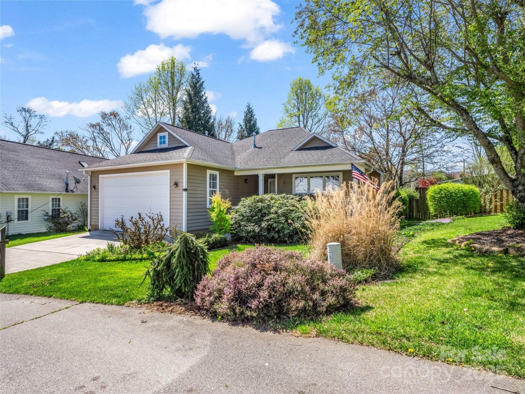 27 Cotton Creek Circle