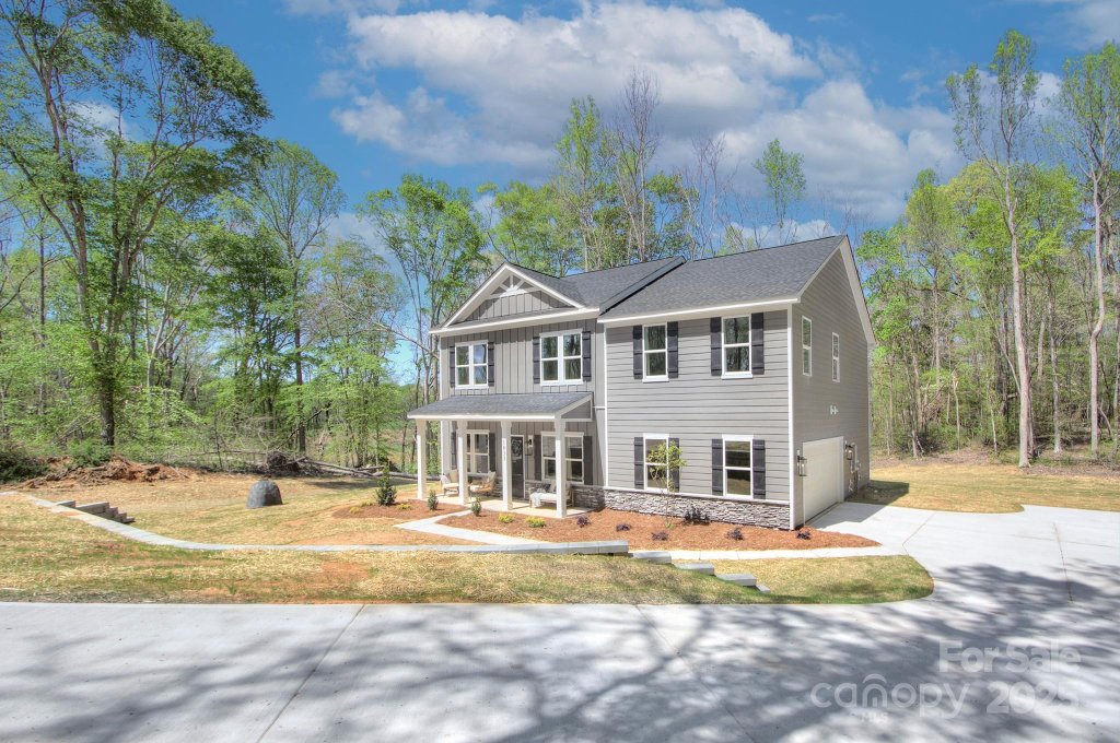 1033 Harrogate Drive