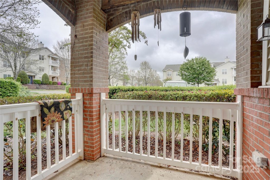 16746 Amberside Road