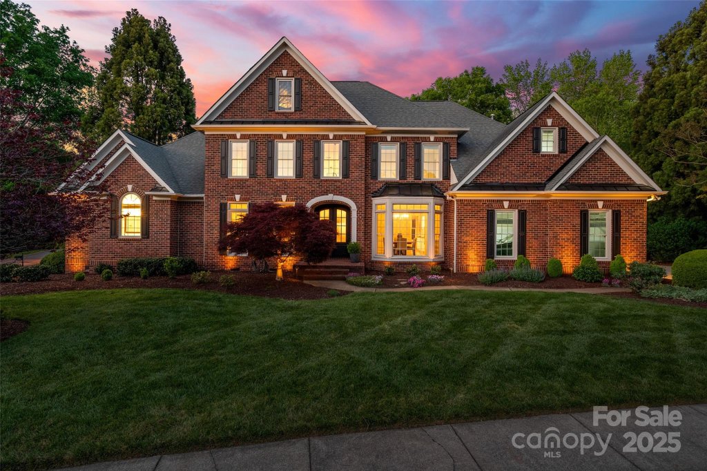 5809 Woodleigh Oaks Drive