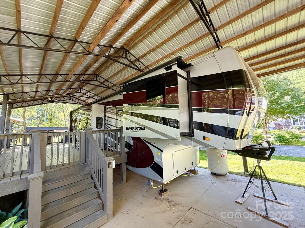 Blue Ridge Rv Properties, West Jefferson community