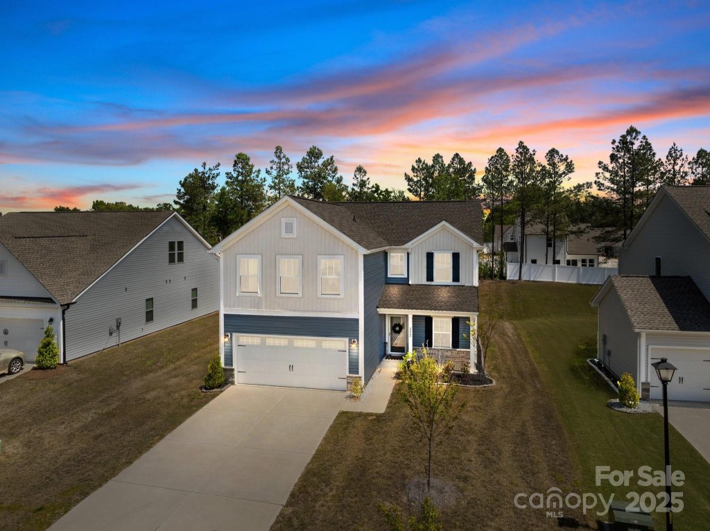 2022 Mcdonald Drive