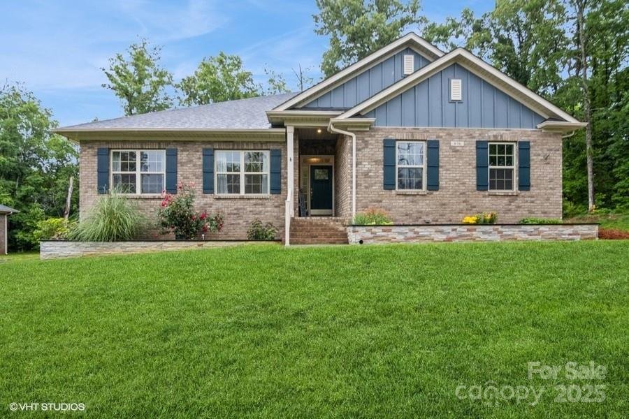 876 Hardin Street B24
