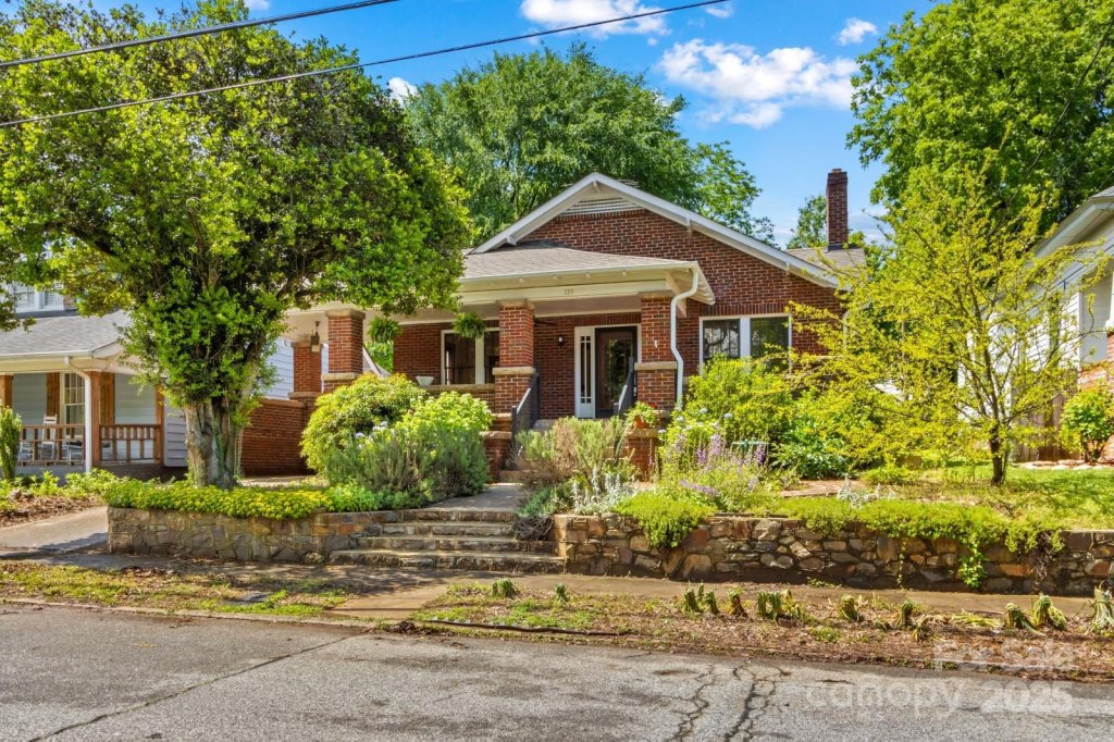 119 Wiley Avenue