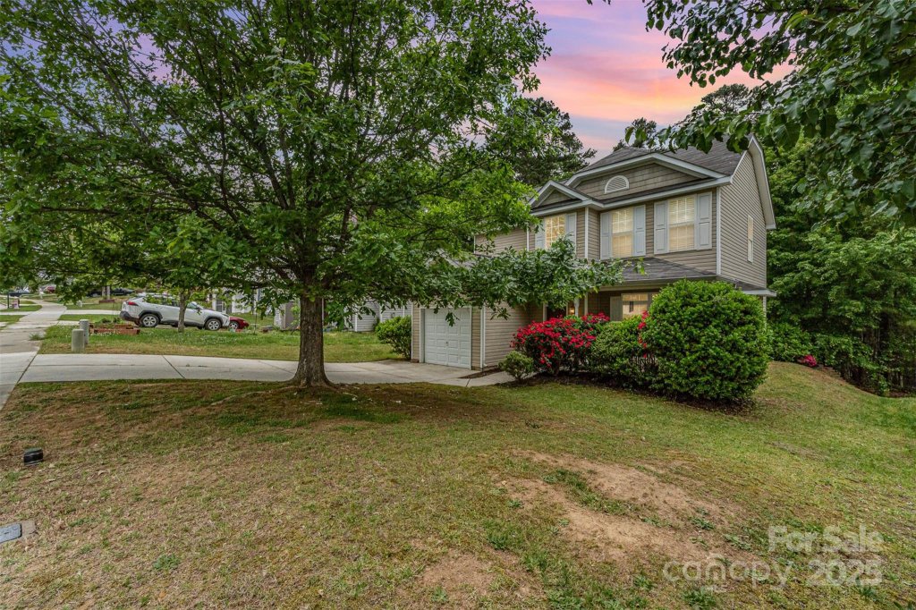 4874 Hawfield Street