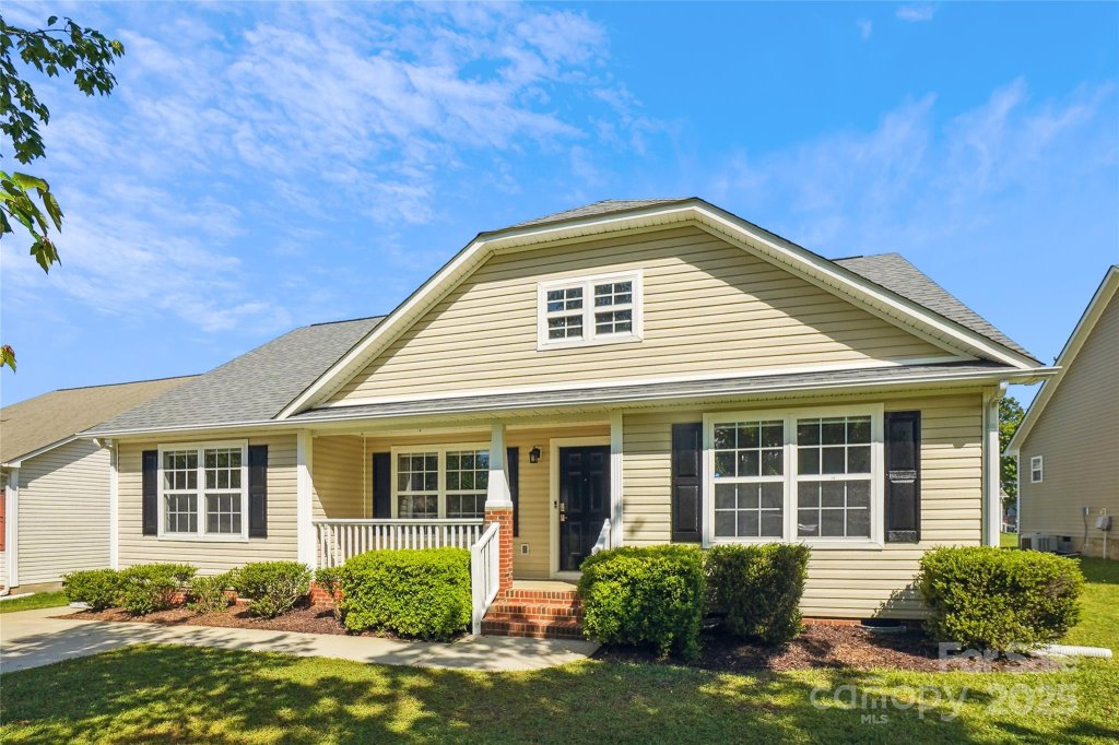 5018 Drake Pond Lane