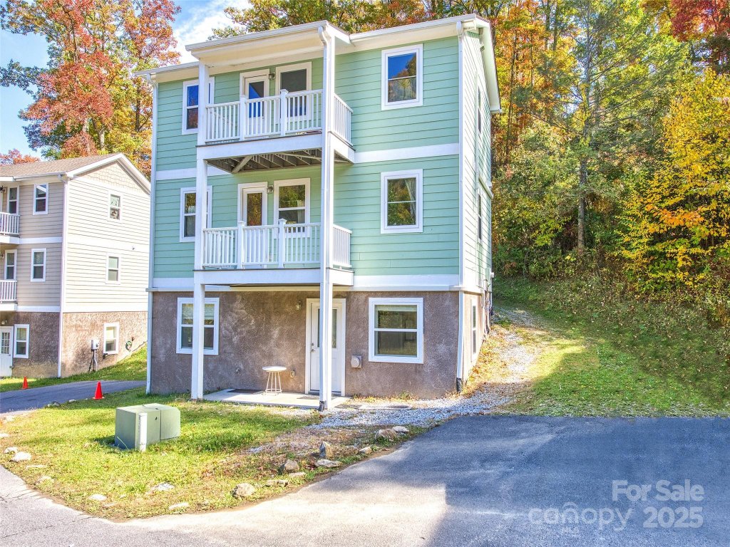 Mount Soma, Leicester community