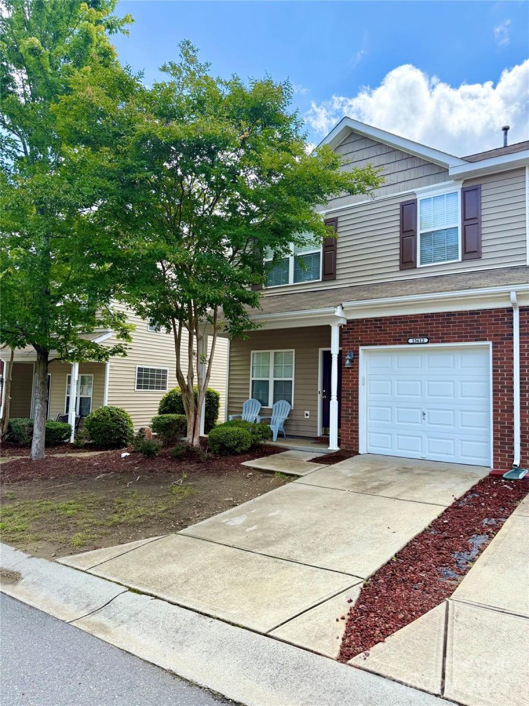 13612 Singleleaf Lane