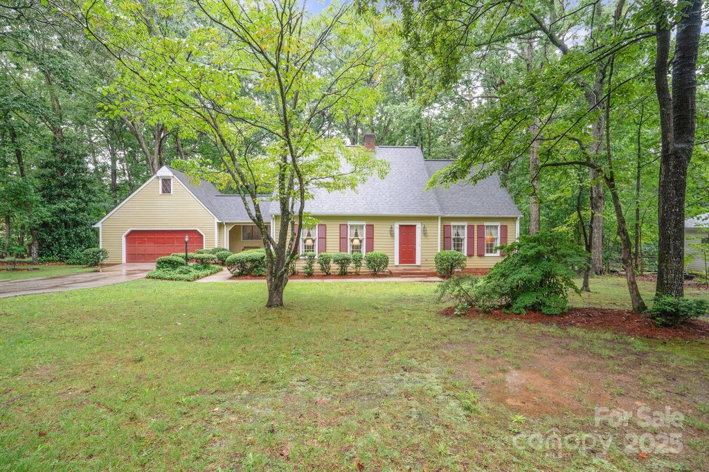 112 Julia Drive