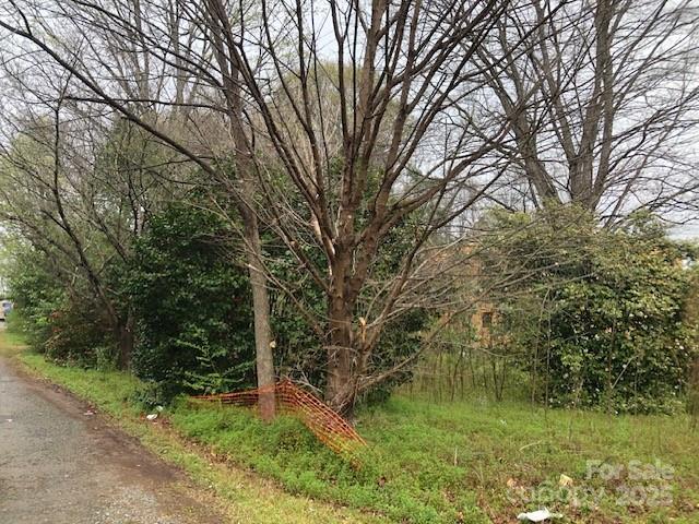 4833 Hickory Grove Road