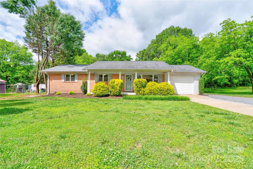 504 Forest Ridge Drive