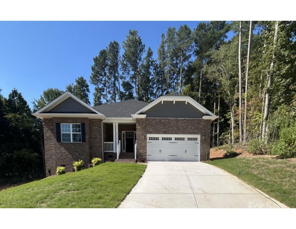 2914 Waterford Lane