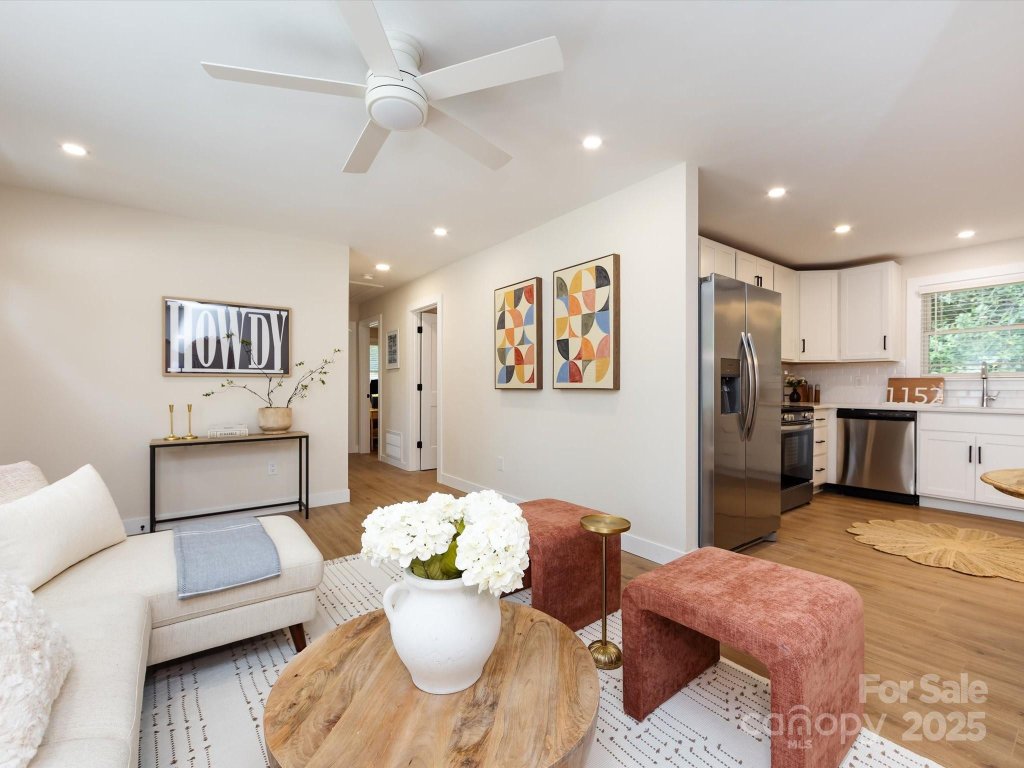 1152 Penrose Lane