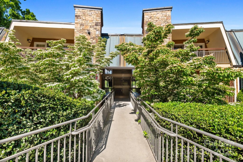 Residences At Biltmore, Asheville community