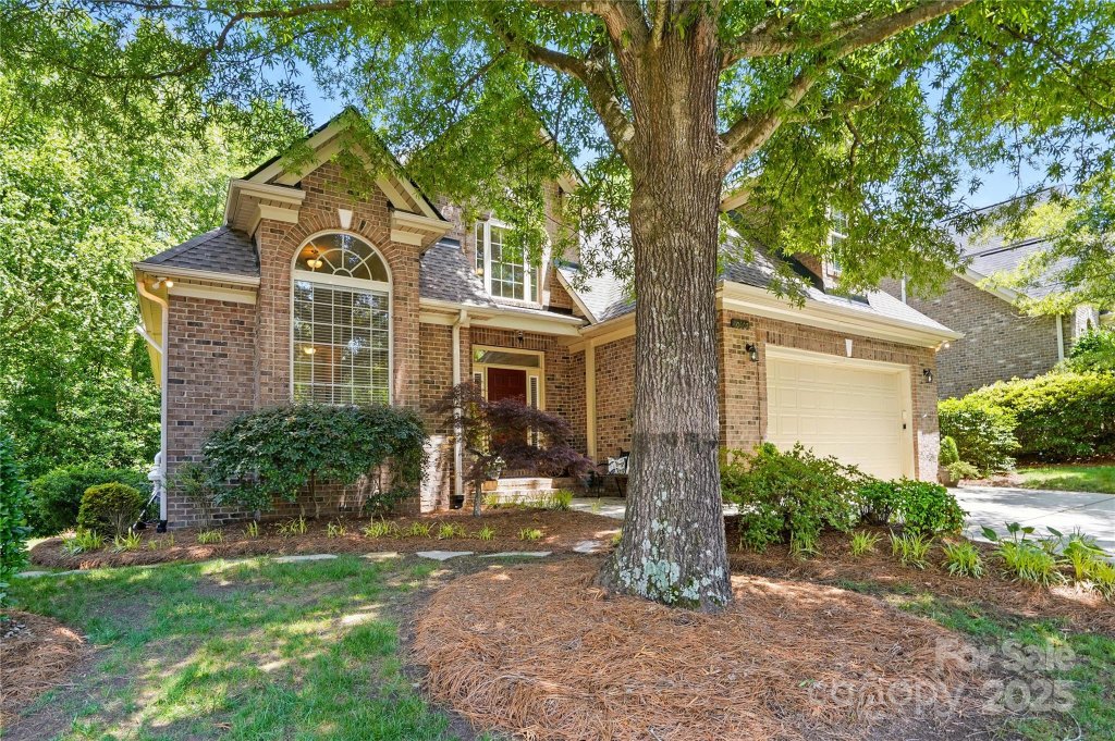 10607 Newberry Park Lane