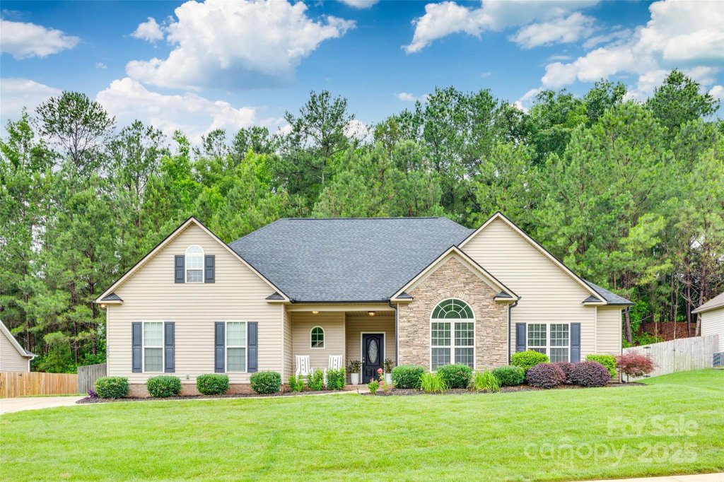 268 Hillsborough Lane