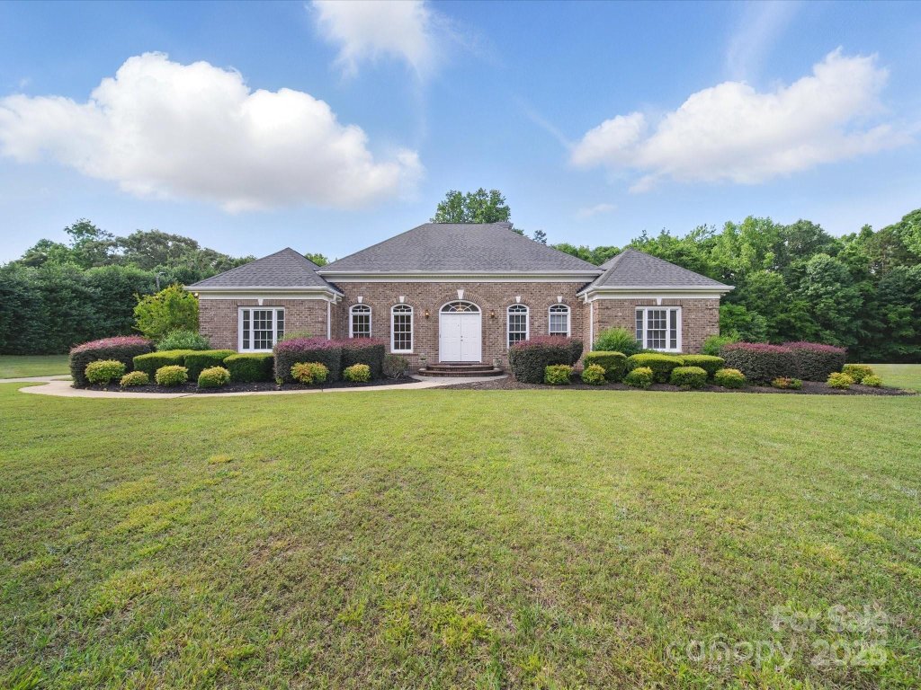 1340 Canter Lane