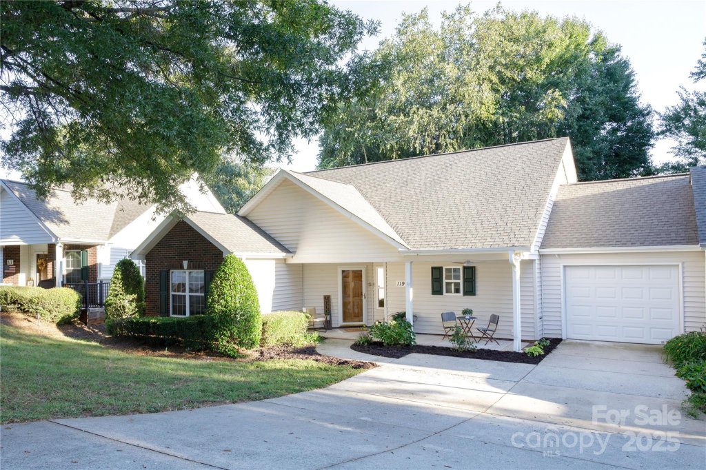 119 Ashwood Lane