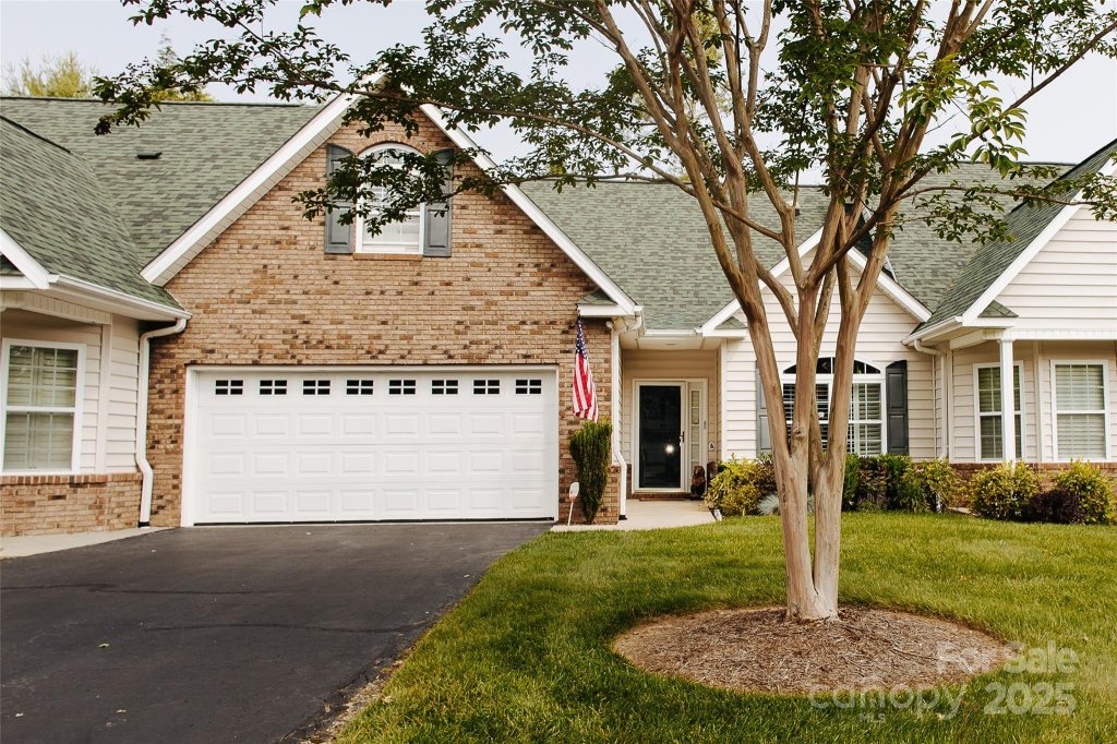 Park Place, Hendersonville community