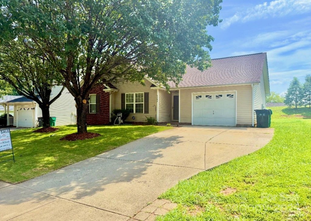 6902 Vernon Wood Lane