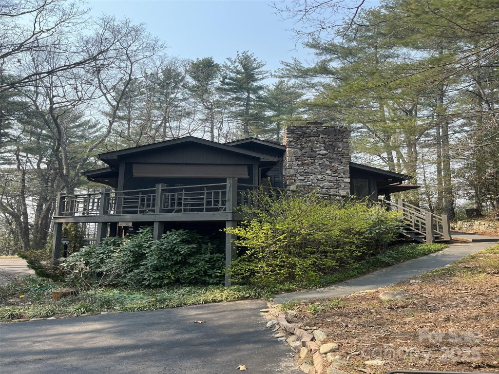 218 Pheasant Run