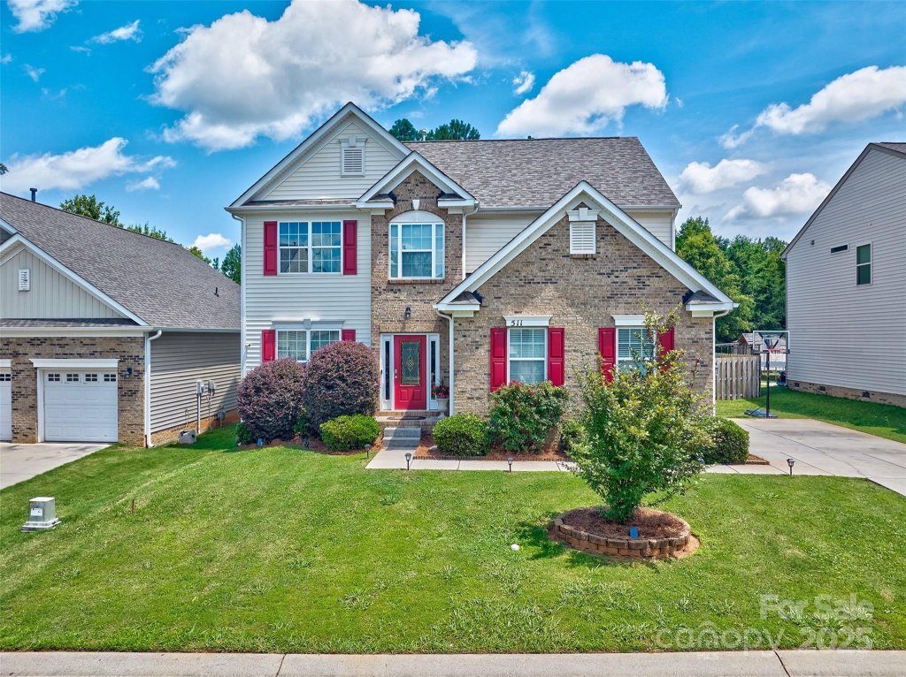 511 Rough Hewn Lane