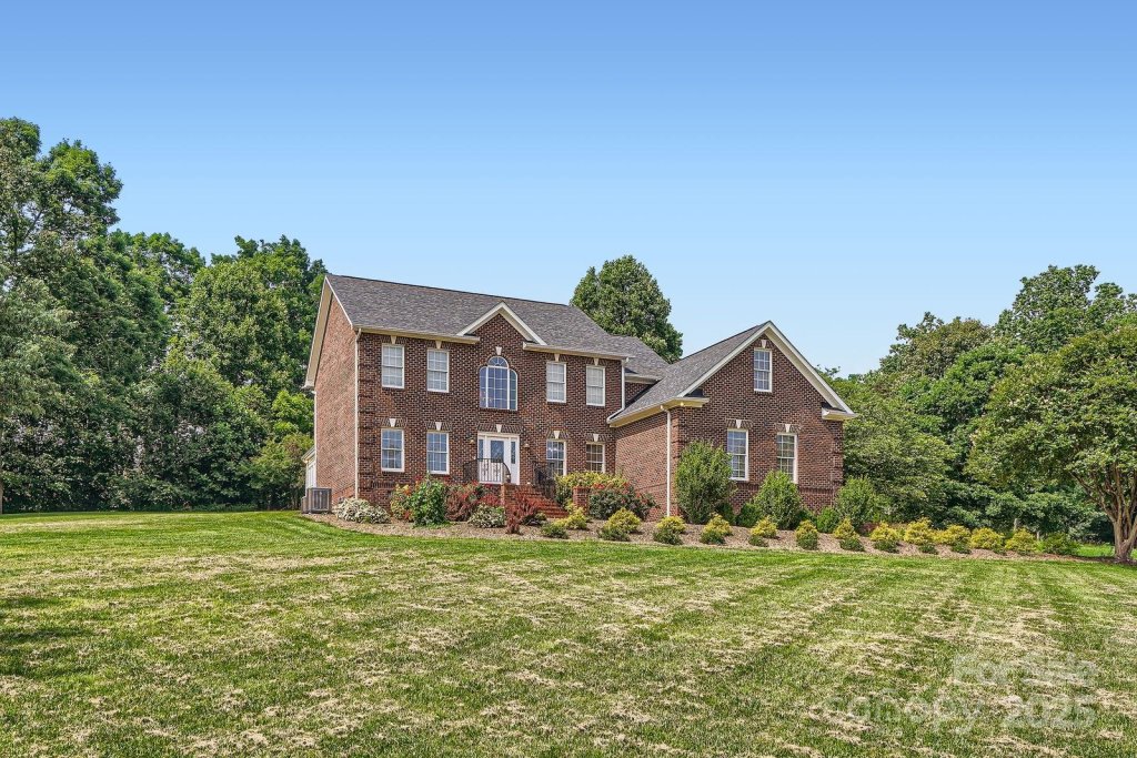 1185 Willow Creek Drive