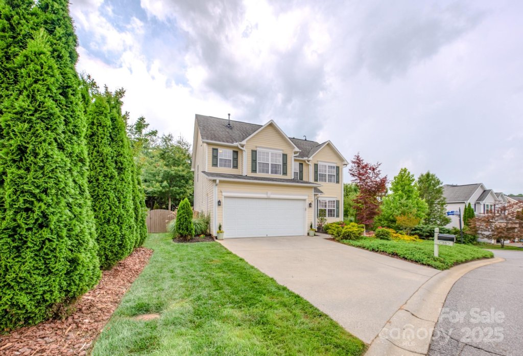 36 Stone River Drive