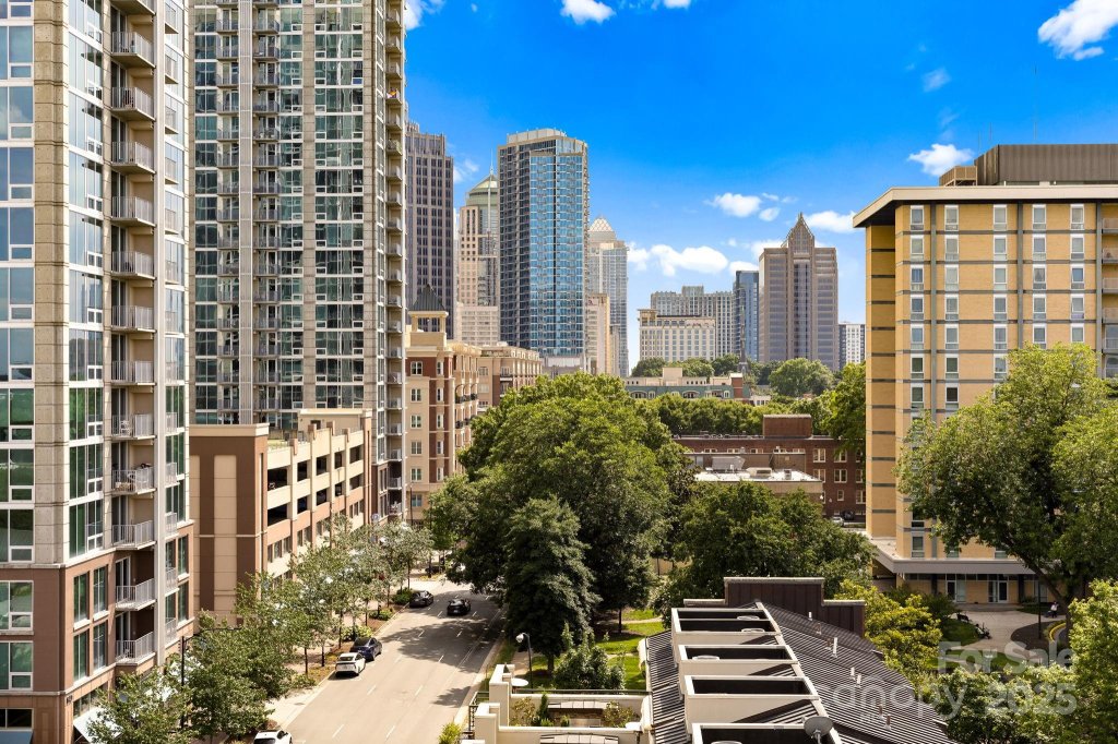 715 N Church Street 513