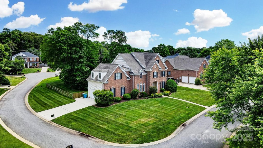 4312 Beech Wood Court