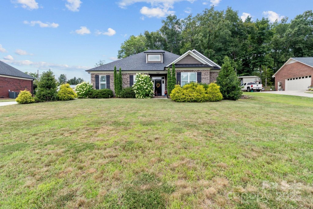 203 Poplins Grove Church Road