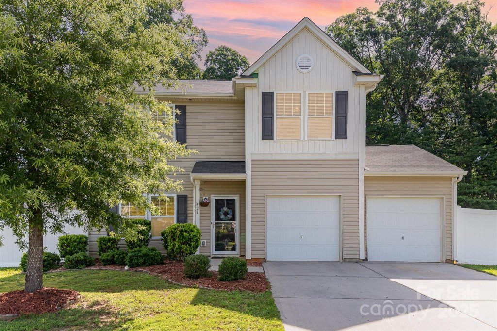 523 Smokehouse Lane