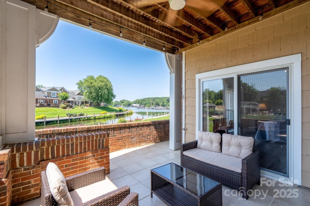 18511 Harborside Drive