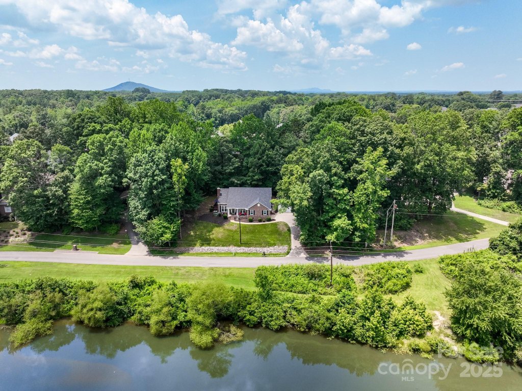 132 General Pemberton Street