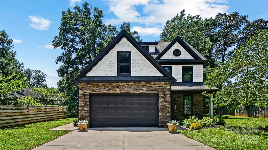 Milhaven Park, Charlotte community