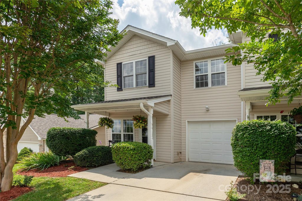 256 Farington Circle