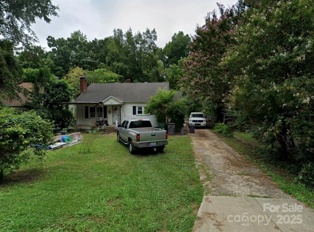 1901 Graybark Avenue